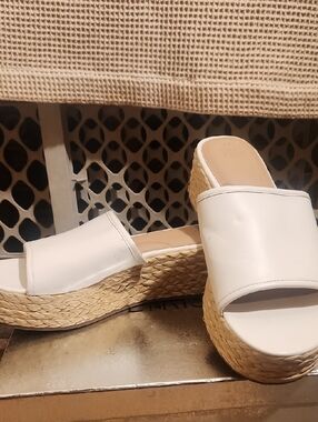 Time and Tru White Slide Espadrille Platform Mules